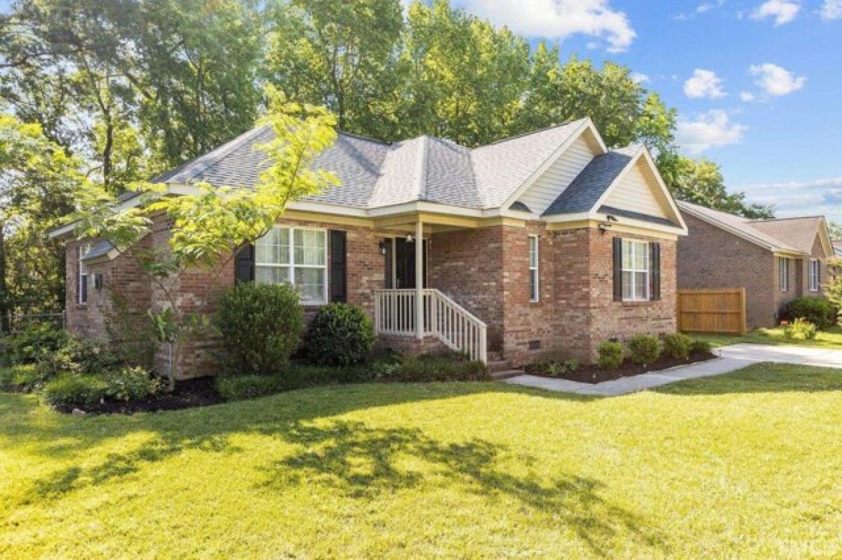 Picture of Home For Sale in Greenville, North Carolina, United States
