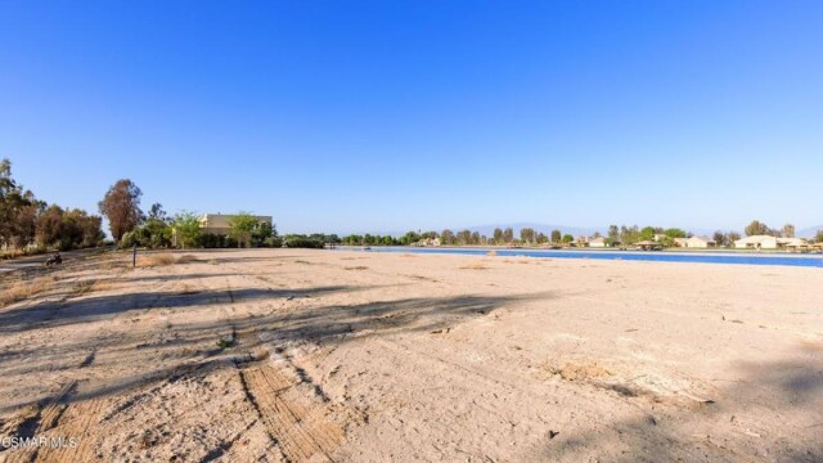 Picture of Residential Land For Sale in Arvin, California, United States