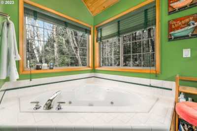 Home For Sale in Welches, Oregon