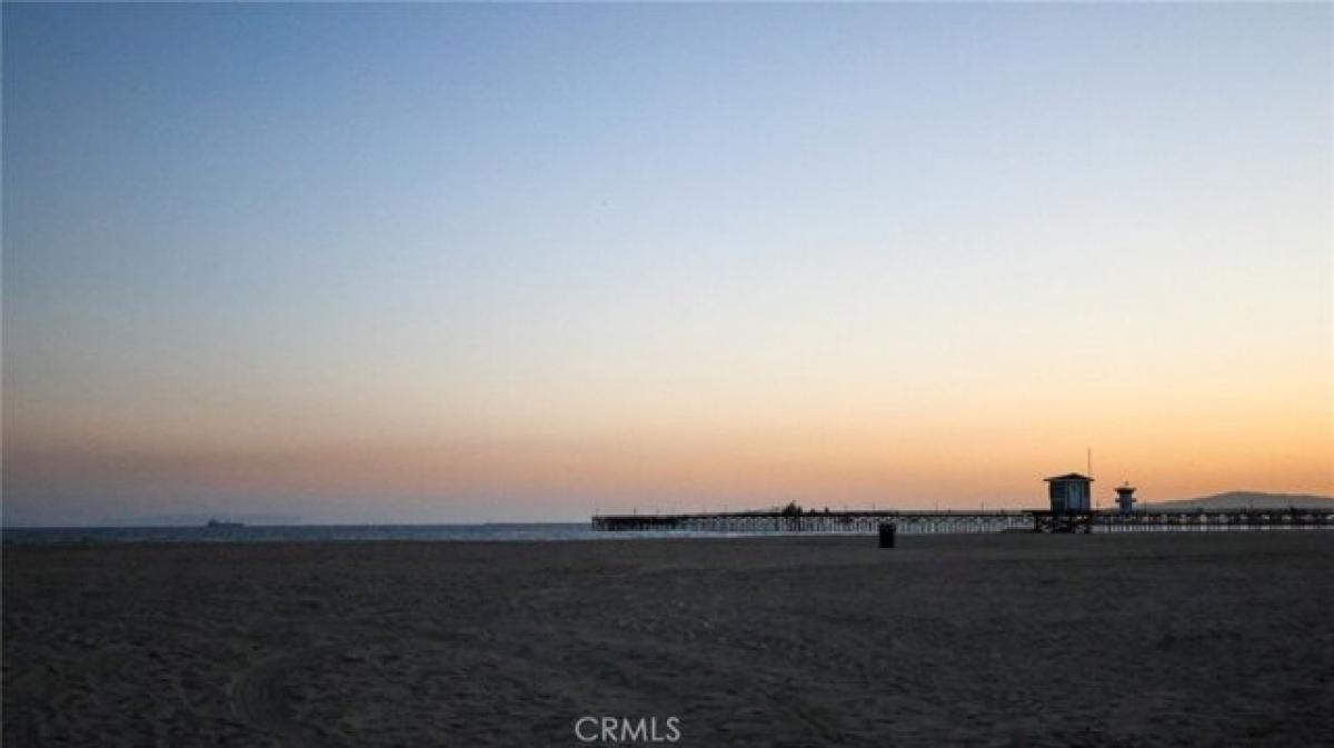 Picture of Home For Sale in Seal Beach, California, United States