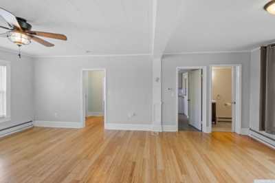 Home For Sale in Germantown, New York