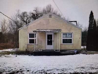 Home For Sale in Casco, Michigan