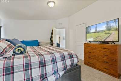 Home For Sale in Rainier, Oregon