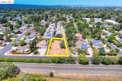 Residential Land For Sale in Concord, California