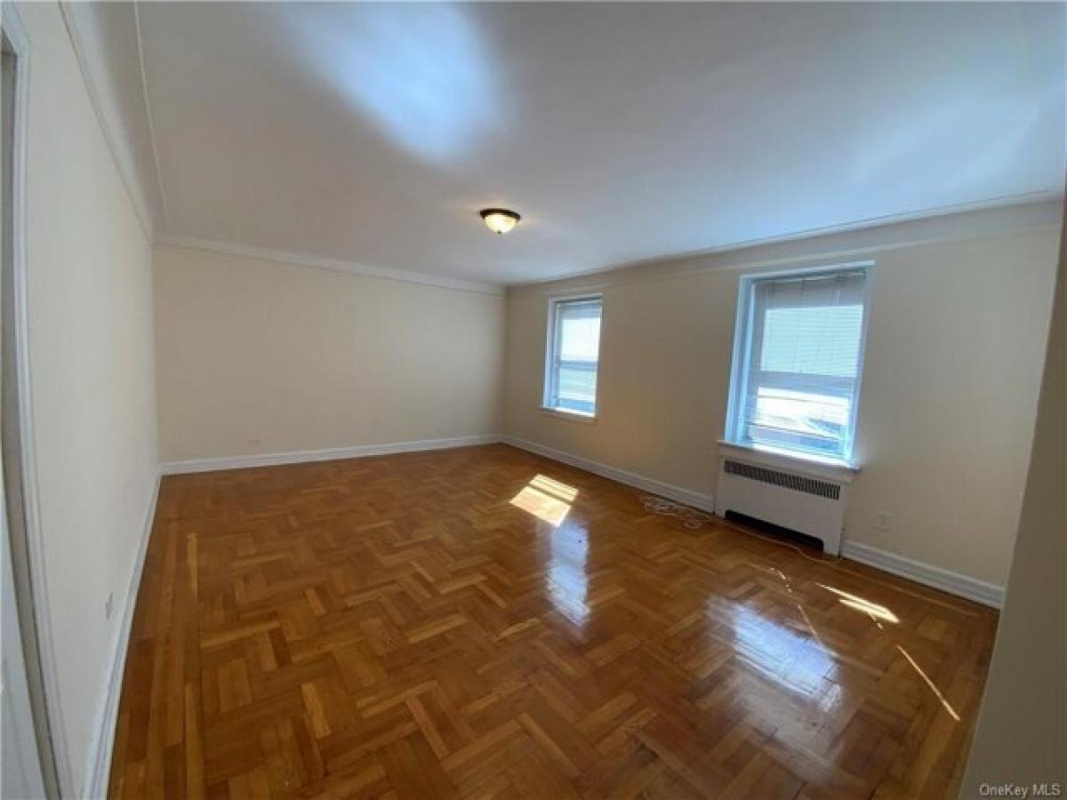Picture of Apartment For Rent in White Plains, New York, United States
