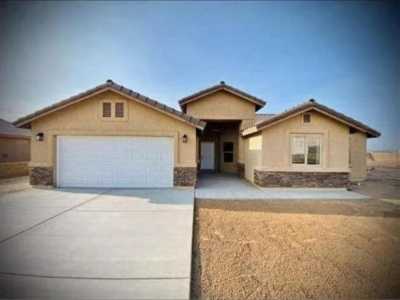Home For Sale in Wellton, Arizona
