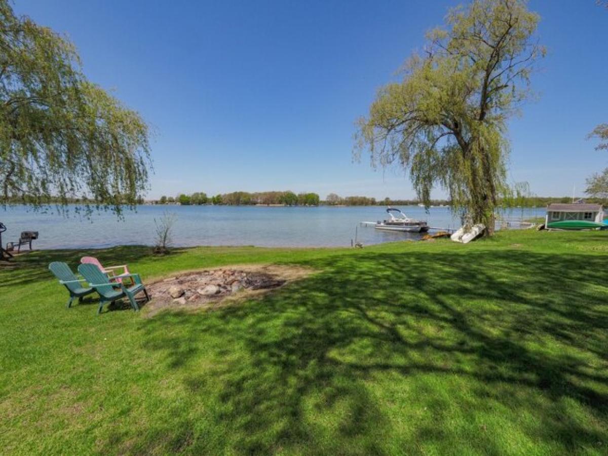 Picture of Home For Sale in Ceresco, Michigan, United States