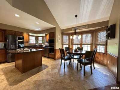 Home For Sale in Monmouth, Illinois