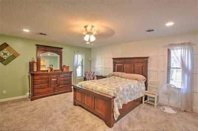 Home For Sale in Forsyth, Illinois