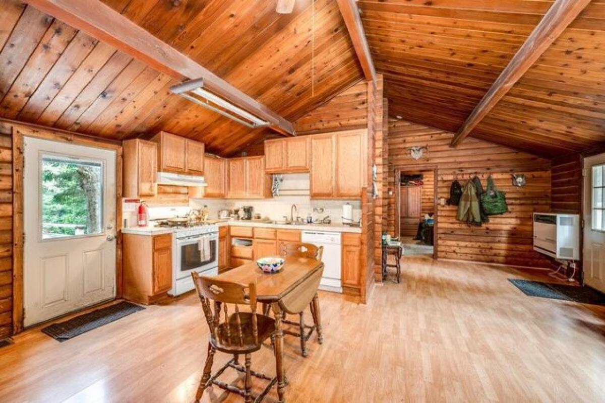 Picture of Home For Sale in Foresthill, California, United States