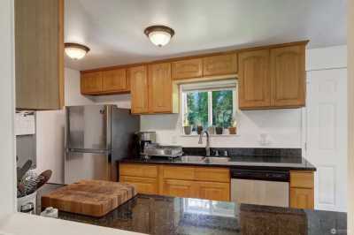 Home For Sale in Mountlake Terrace, Washington