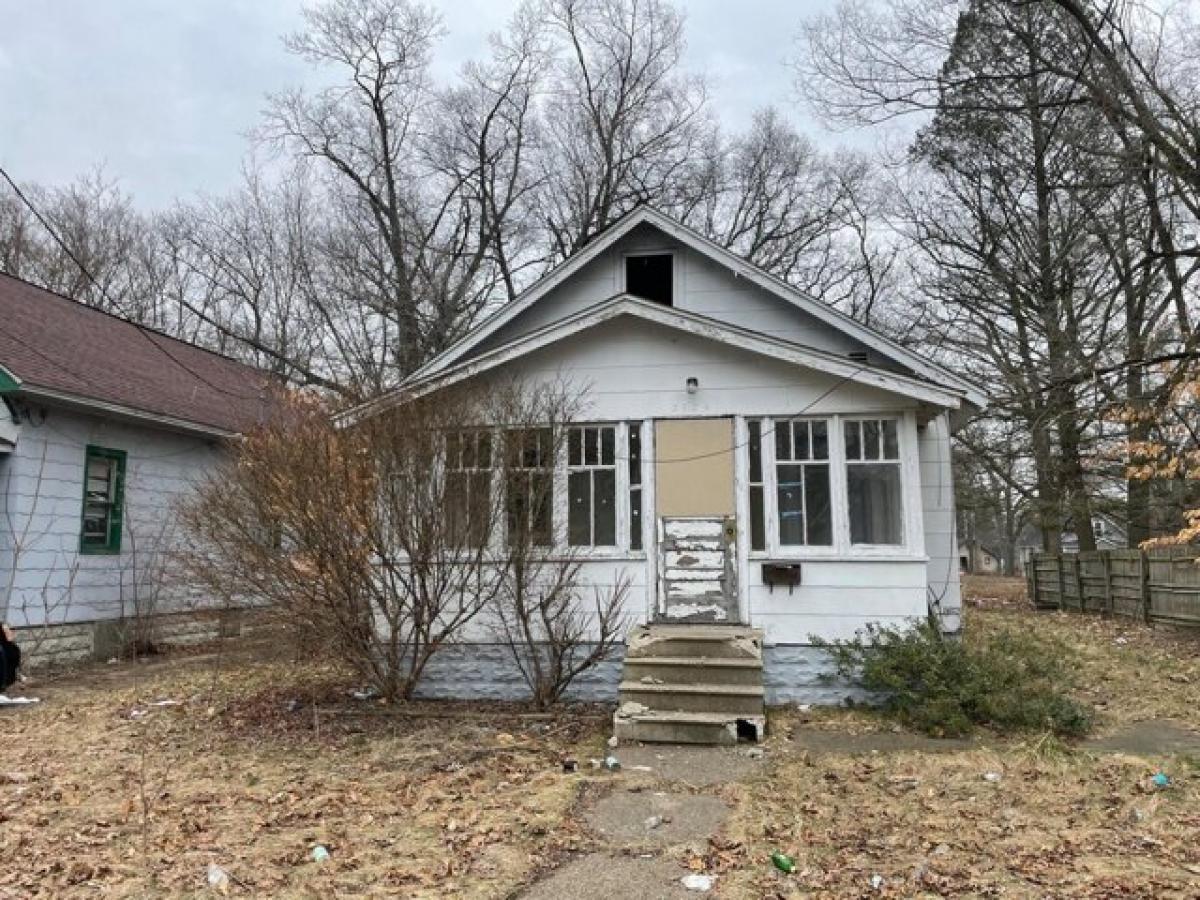 Picture of Home For Sale in Muskegon Heights, Michigan, United States