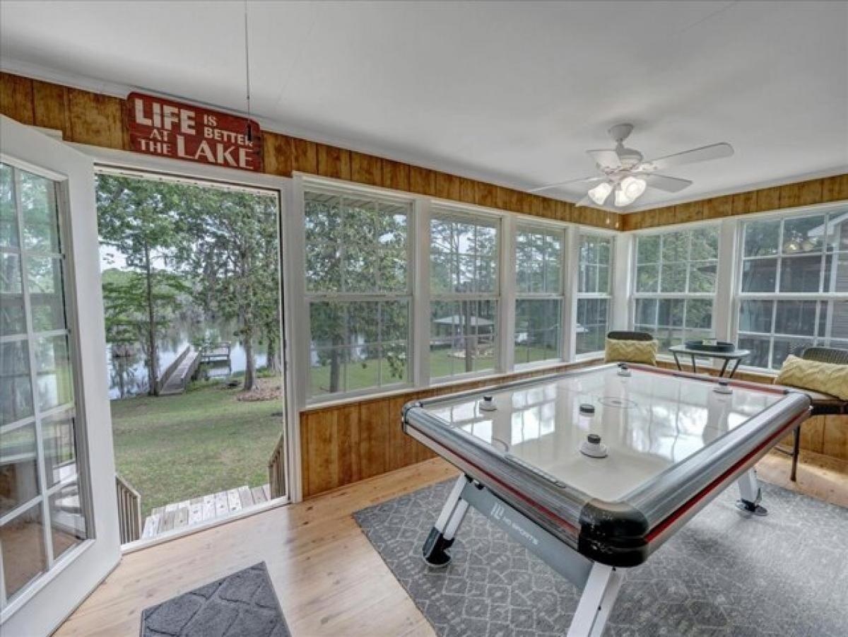 Picture of Home For Sale in Warwick, Georgia, United States