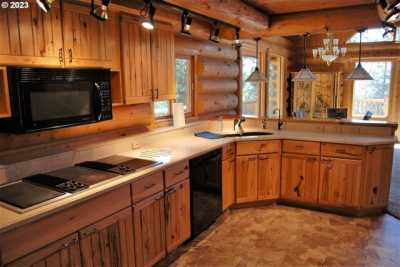 Home For Sale in Sumpter, Oregon