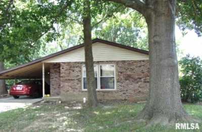 Home For Sale in Marion, Illinois