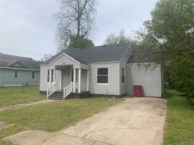 Home For Sale in Sikeston, Missouri