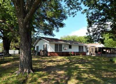 Home For Sale in Big Sandy, Texas