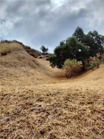 Residential Land For Sale in Sylmar, California