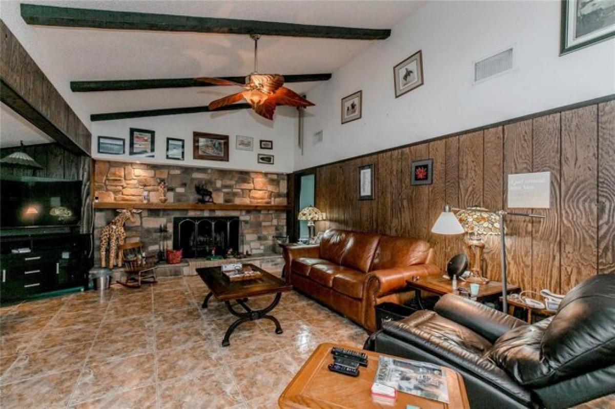 Picture of Home For Sale in Lake Alfred, Florida, United States