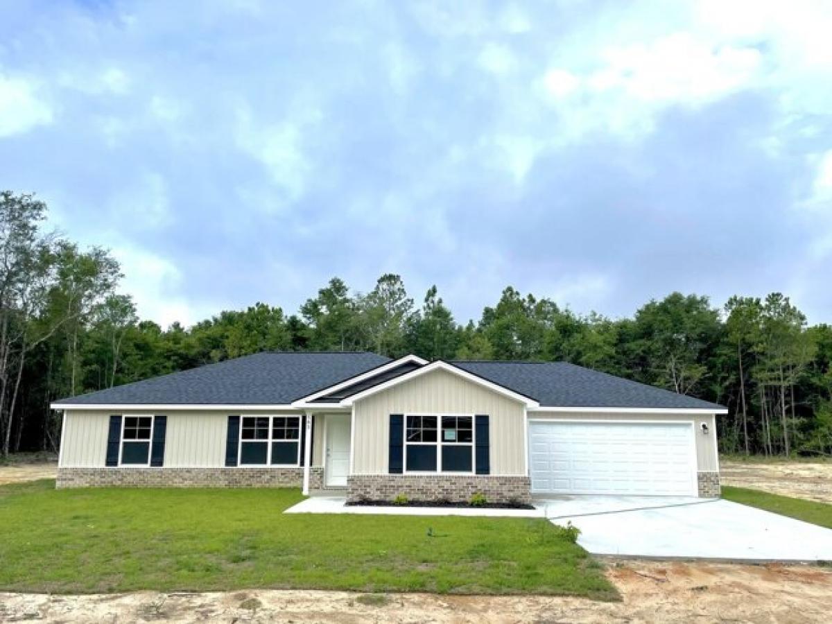 Picture of Home For Sale in Jesup, Georgia, United States