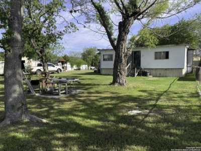 Home For Sale in Bandera, Texas