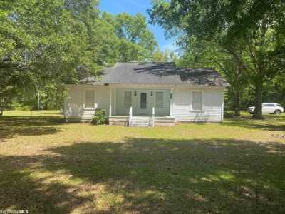 Home For Sale in Bay Minette, Alabama