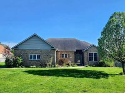 Home For Sale in Sycamore, Illinois