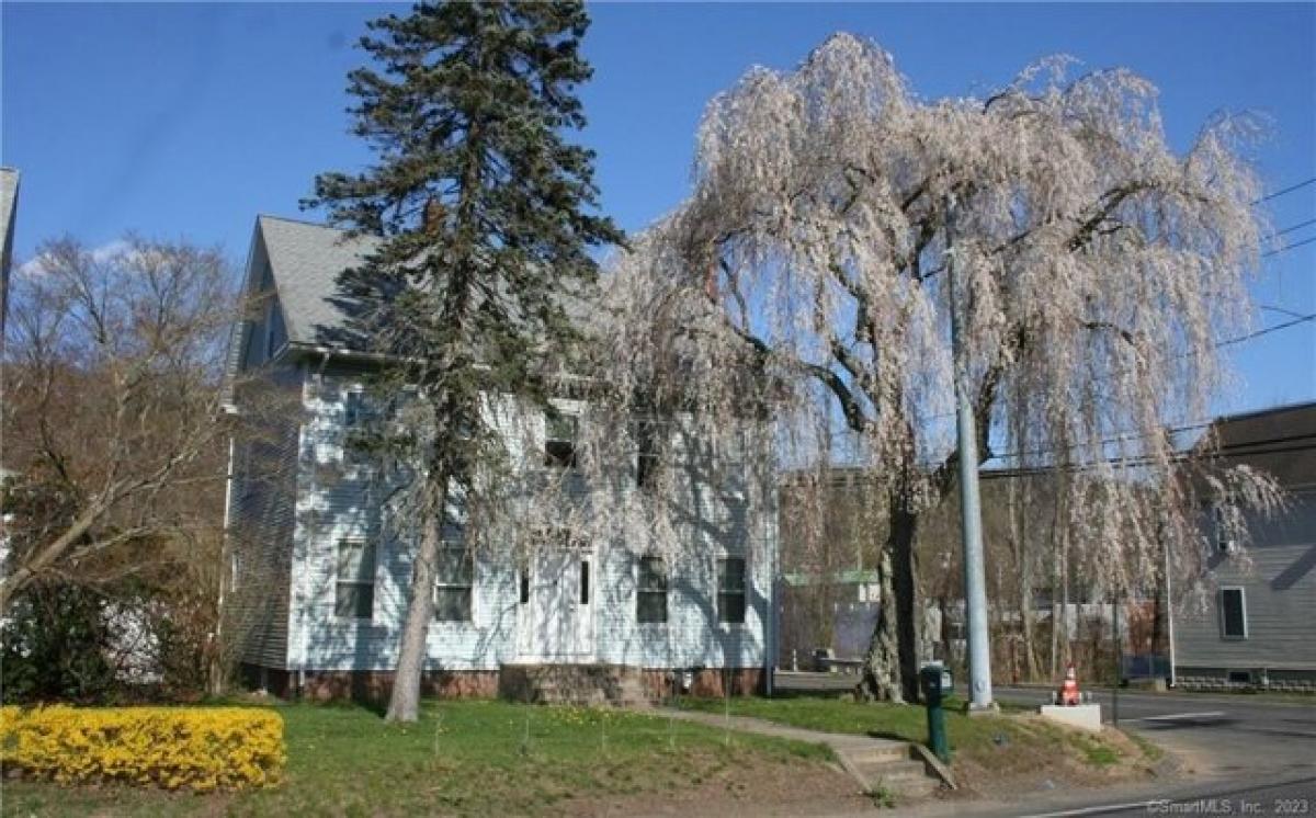 Picture of Home For Sale in Woodbridge, Connecticut, United States