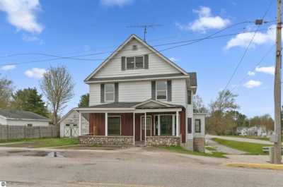 Home For Sale in Tustin, Michigan