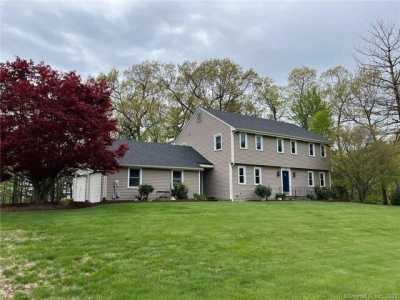 Home For Sale in Ellington, Connecticut