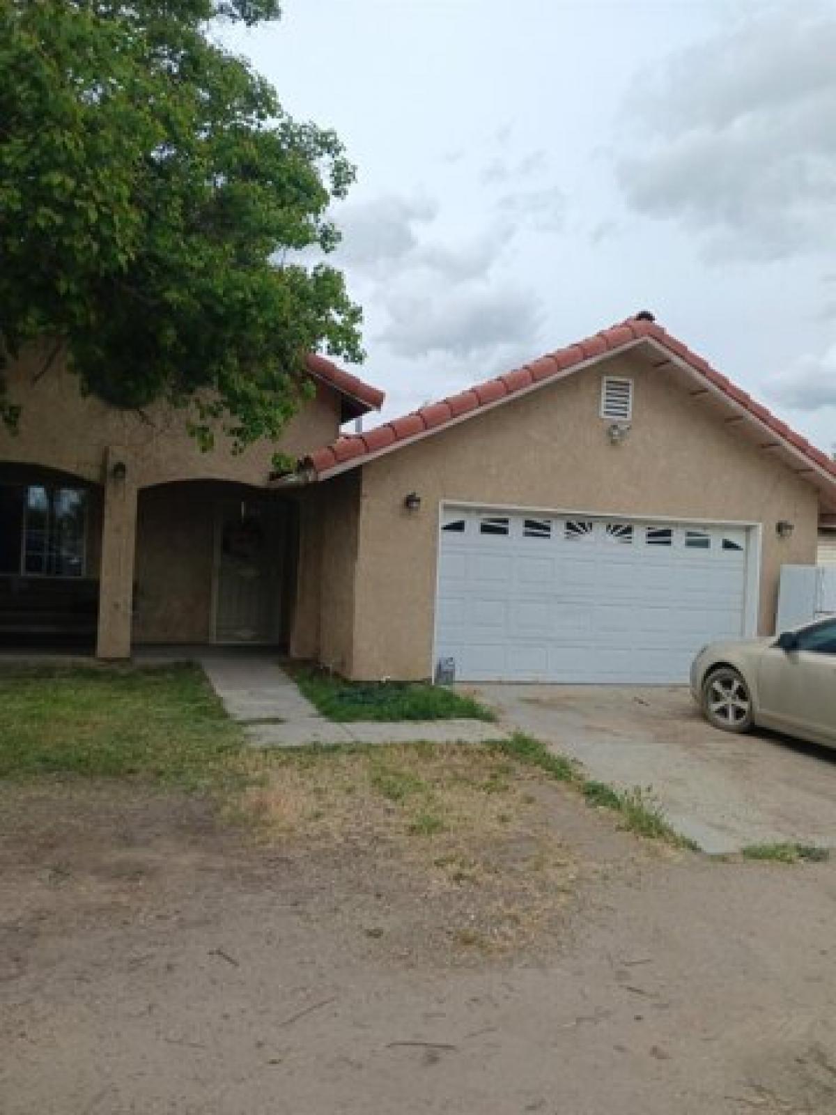 Picture of Home For Sale in Firebaugh, California, United States