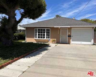 Home For Sale in Carson, California
