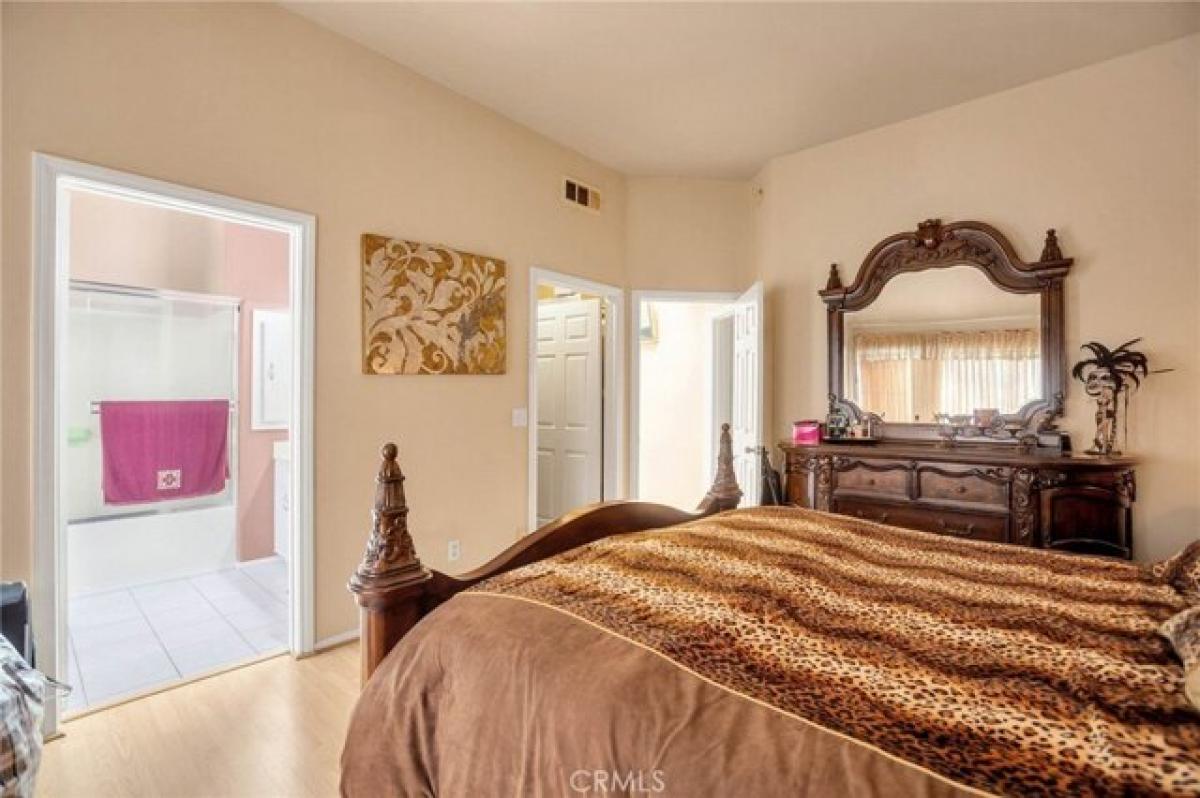 Picture of Home For Rent in Van Nuys, California, United States