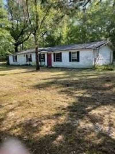 Home For Sale in Wagarville, Alabama