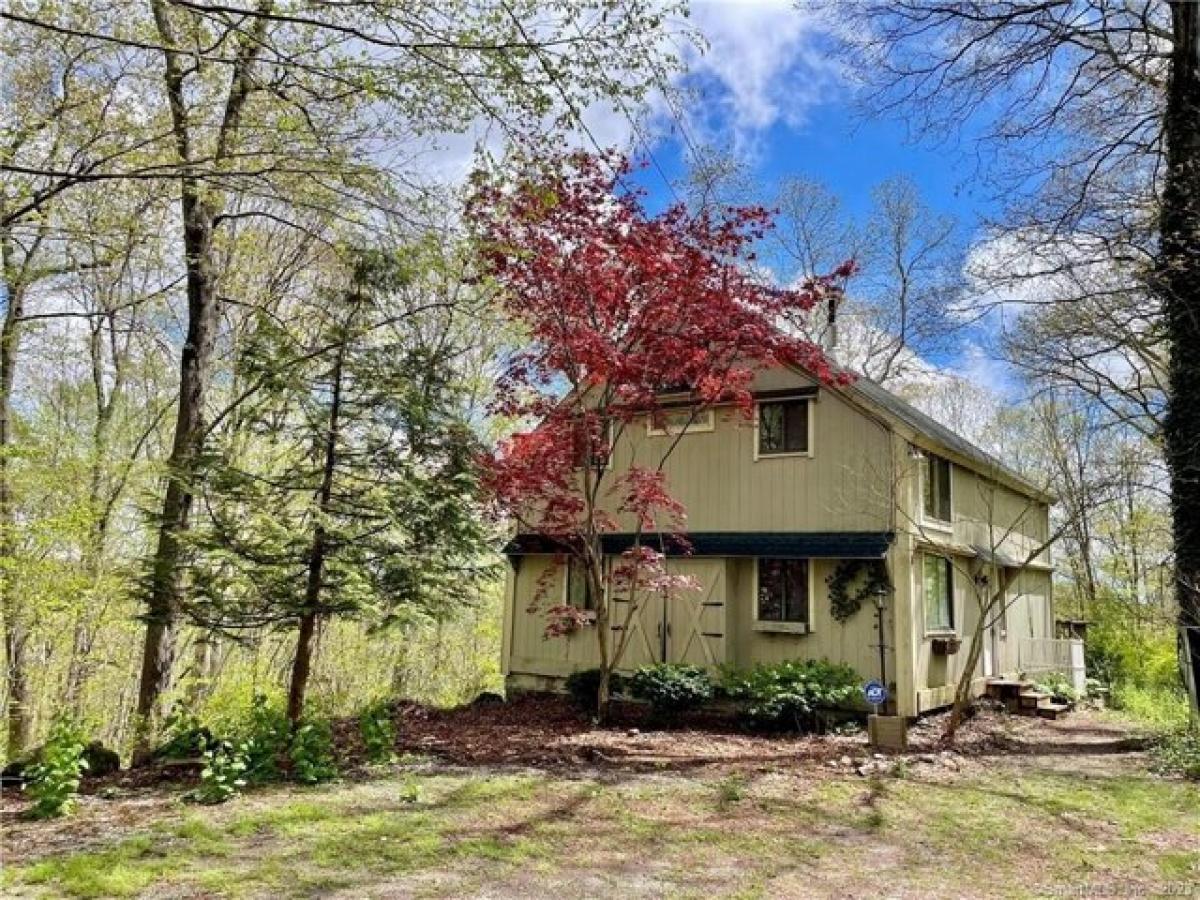 Picture of Home For Sale in Essex, Connecticut, United States