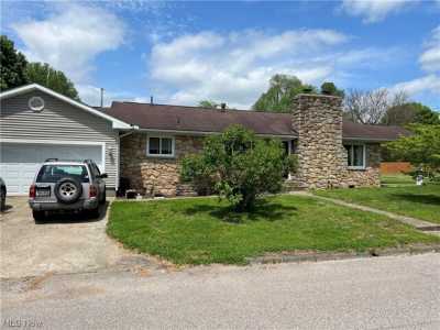 Home For Sale in Ravenswood, West Virginia
