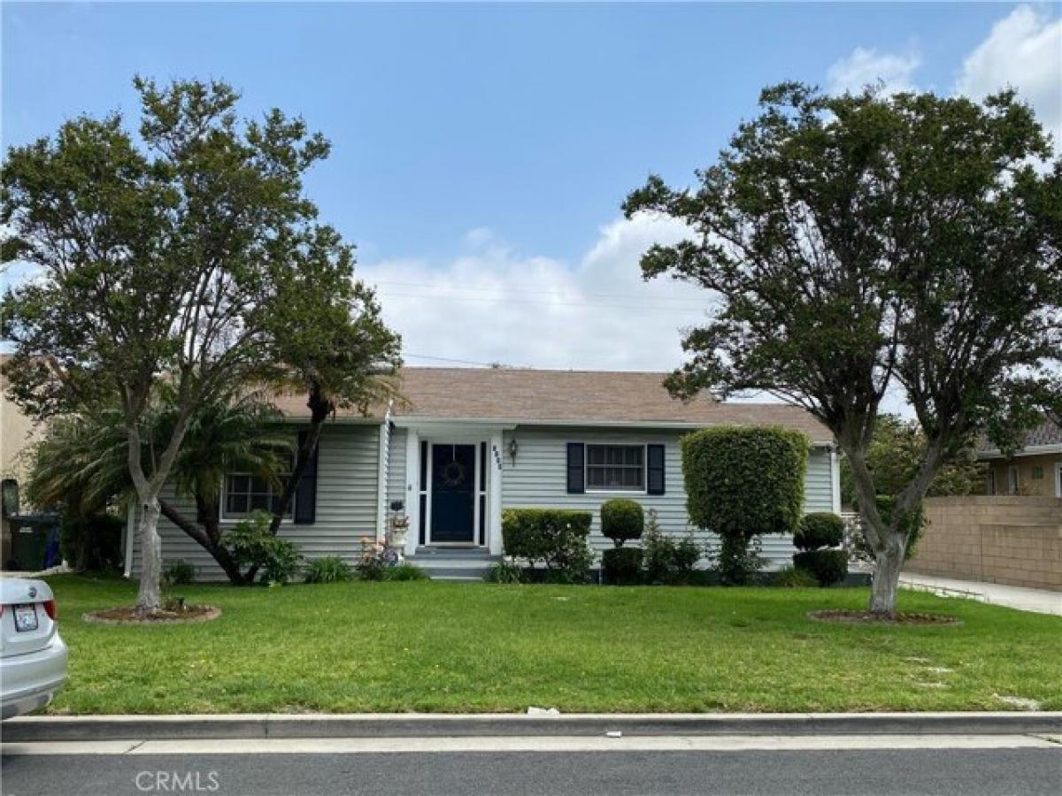 Picture of Home For Sale in Downey, California, United States