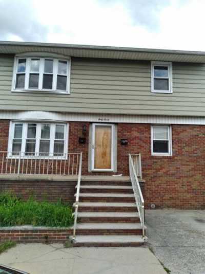 Home For Sale in Bayonne, New Jersey