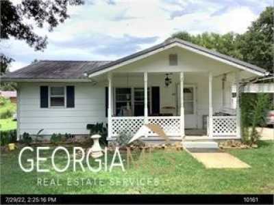 Home For Sale in Menlo, Georgia