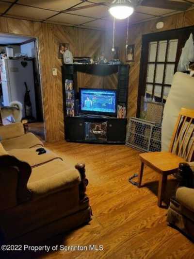 Home For Sale in Carbondale, Pennsylvania