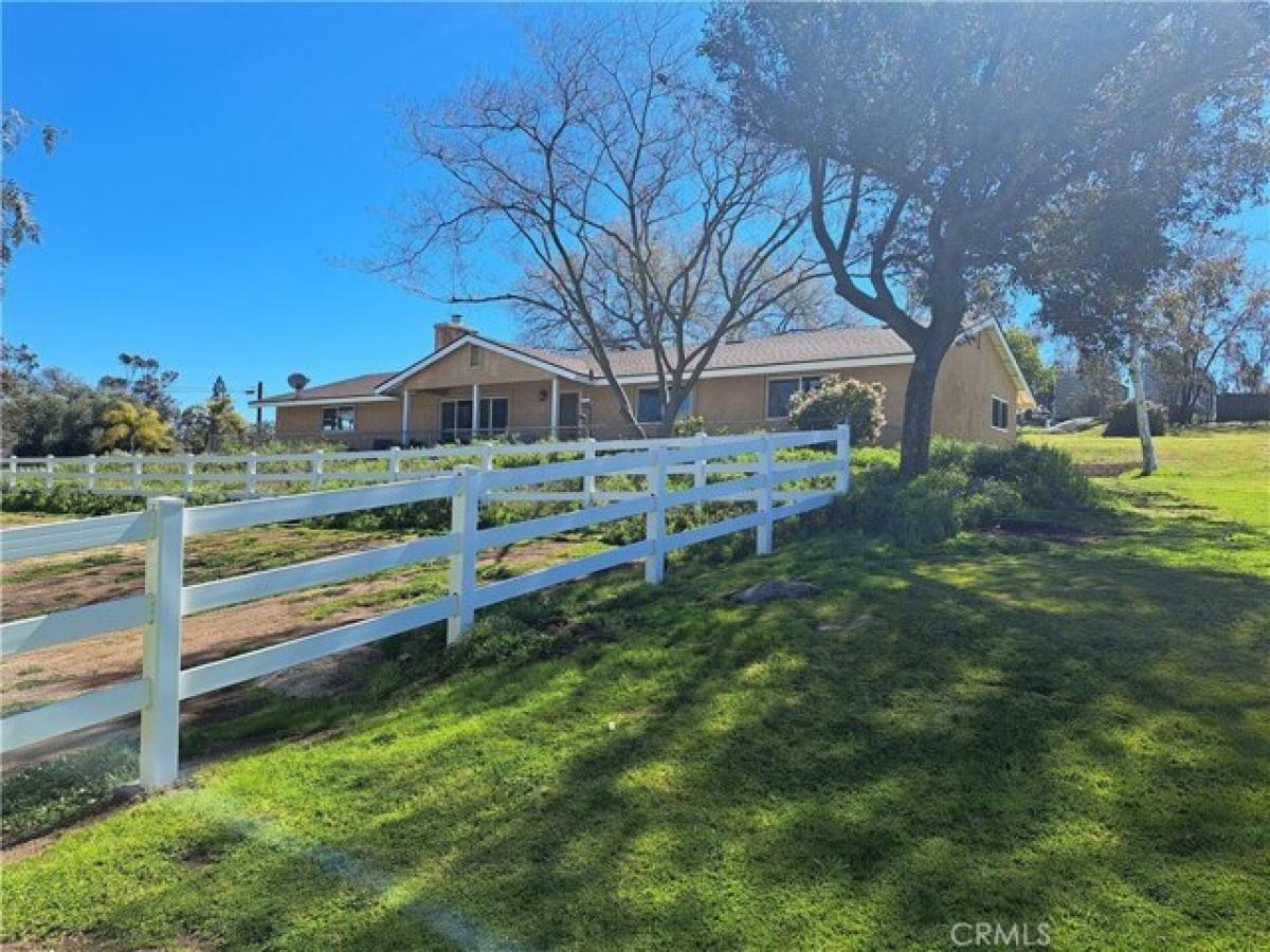 Picture of Home For Sale in Valley Center, California, United States