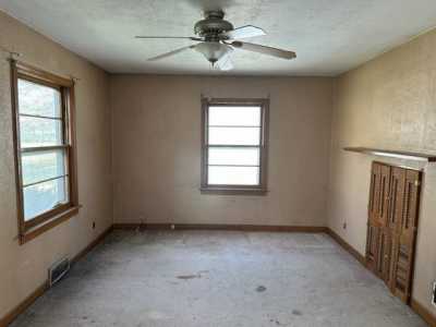 Home For Sale in Zion, Illinois