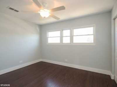 Home For Rent in Dolton, Illinois