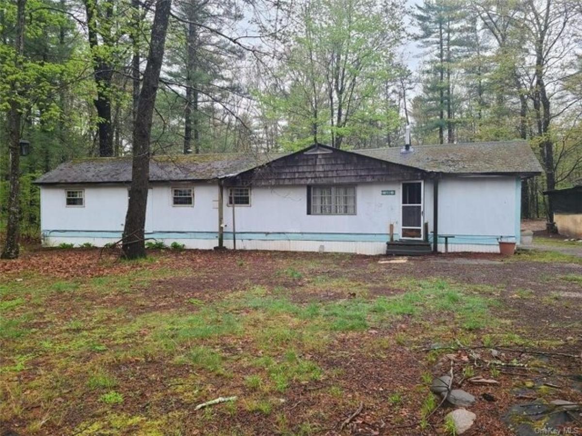 Picture of Home For Sale in Cuddebackville, New York, United States