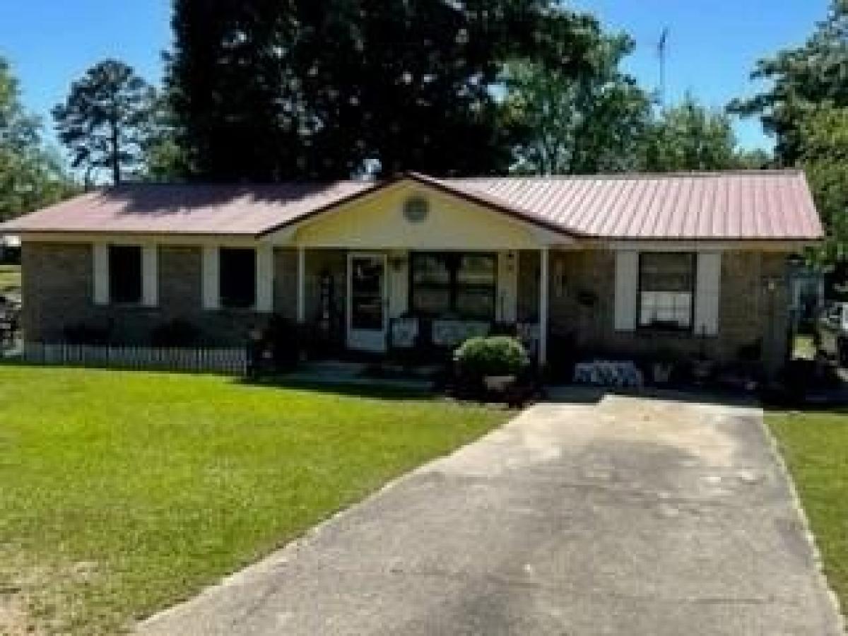 Picture of Home For Sale in Kinsey, Alabama, United States