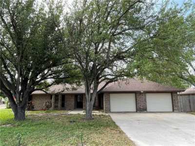 Home For Sale in Alamo, Texas