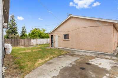 Home For Sale in Waterford, California
