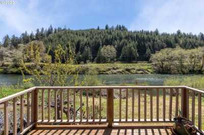 Home For Sale in Tidewater, Oregon
