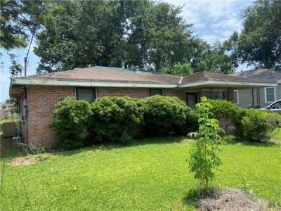 Home For Sale in Destrehan, Louisiana