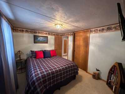Home For Sale in Spirit Lake, Iowa